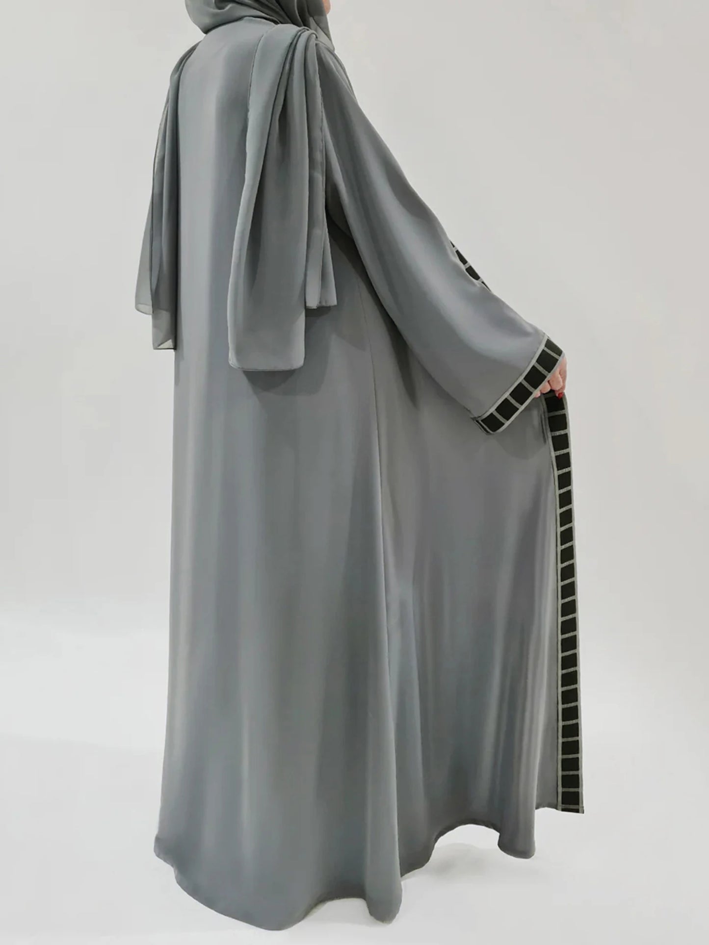 classic Abaya
