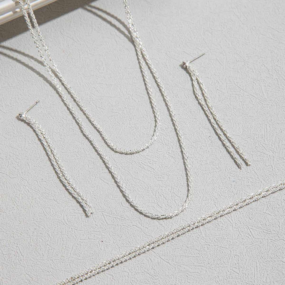 Eilla Chain Necklace