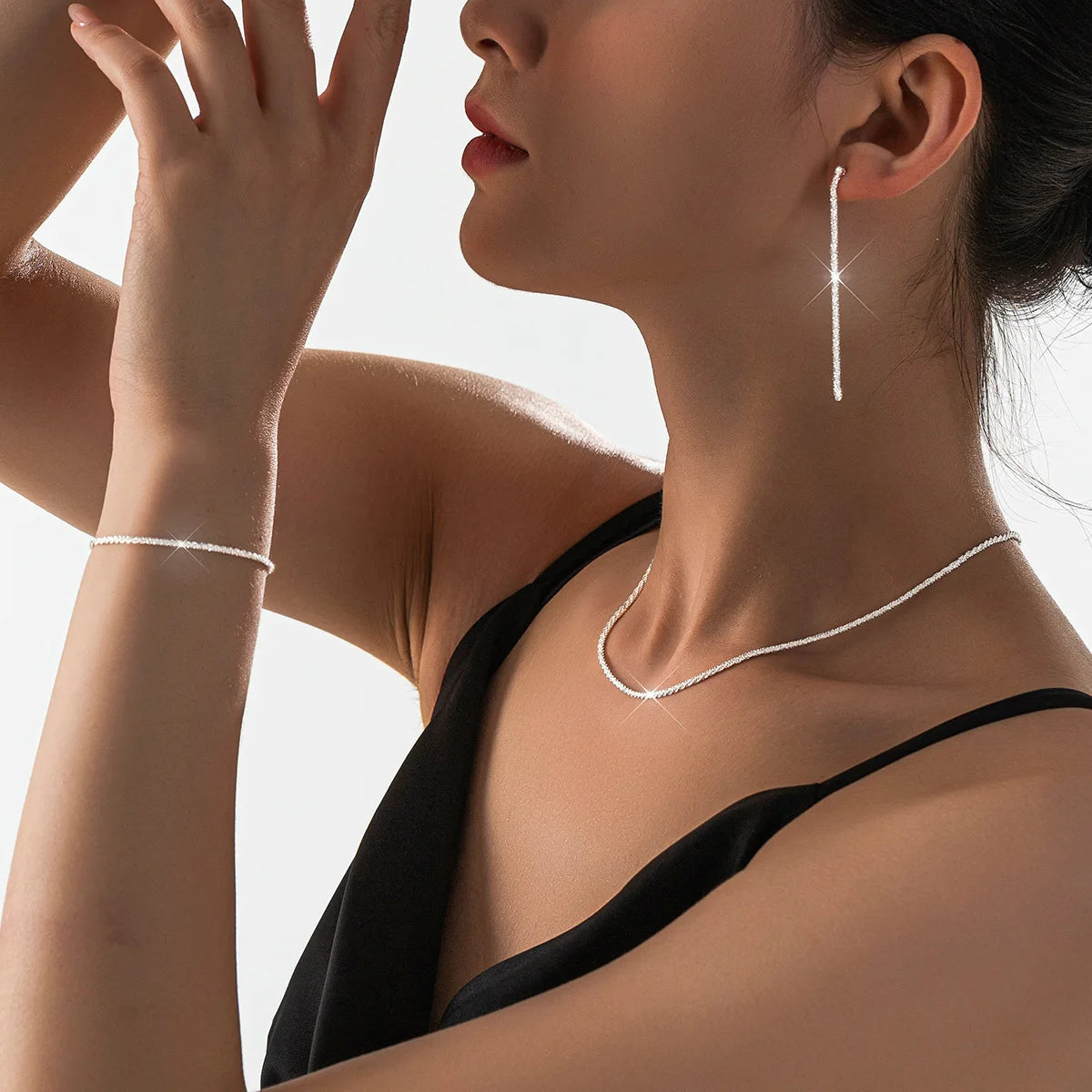 Eilla Chain Necklace